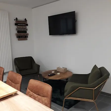 Holiday home Grand Des Pins Chaumousey